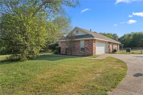 308 N Houston St, Lorena, TX 76655 photo 2