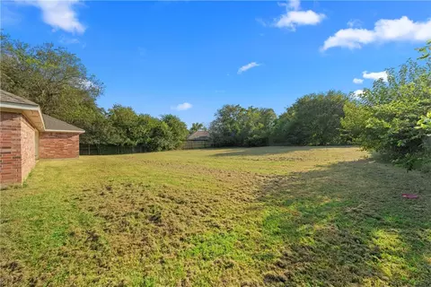 308 N Houston St, Lorena, TX 76655 photo 16