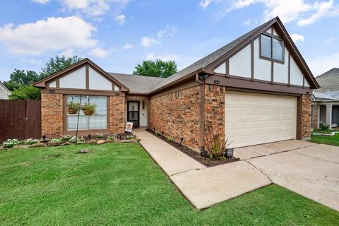 4672 Greenfern Ln, Fort Worth, TX 76137