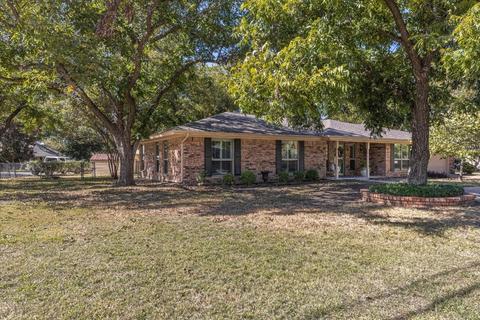 4512 Cimmaron Trl, Granbury, TX 76049