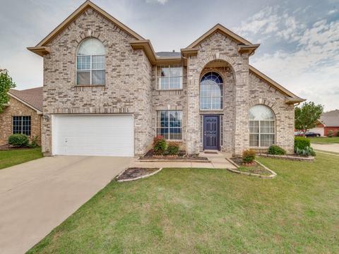 2447 Ranchview Dr, Grand Prairie, TX 75052