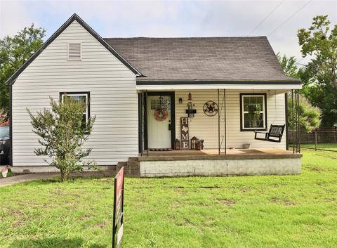 206 W Ash St, Celina, TX 75009