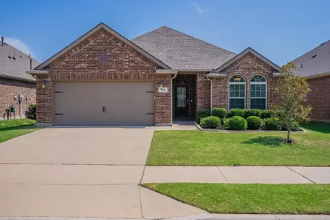 824 Lake Woodland Dr, Little Elm, TX 75068