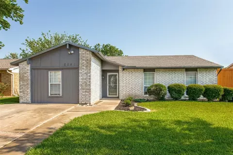 5541 King Dr, The Colony, TX 75056