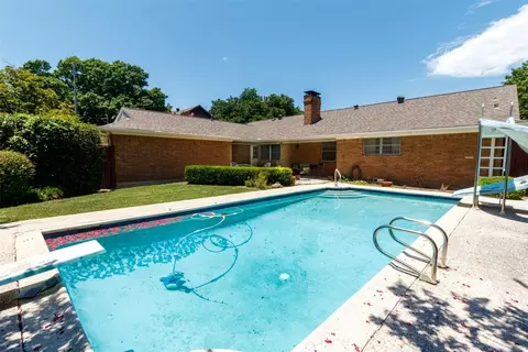 11110 Scotsmeadow Dr, Dallas, TX 75218