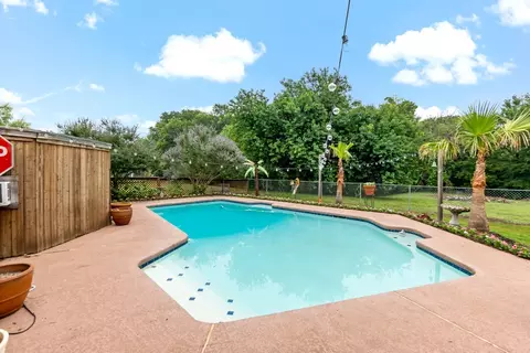 1104 Woodcrest Dr, Wylie, TX 75098