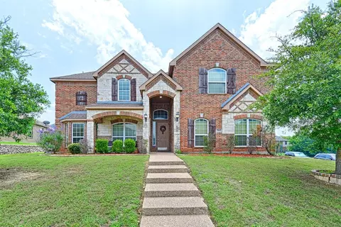 703 Clement Dr, Cedar Hill, TX 75104