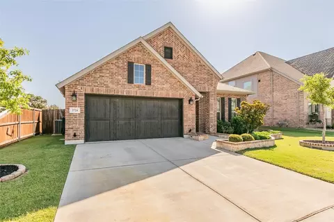 2724 Stadium View Dr, Fort Worth, TX 76118