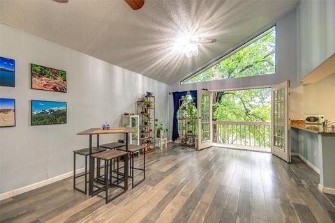 7107 Holly Hill Dr #209, Dallas, TX 75231
