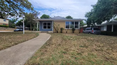 3720 Dexter Ave, Fort Worth, TX 76107