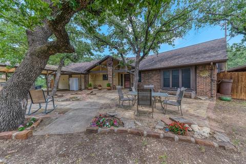 7713 Wolf Holw, Millsap, TX 76066