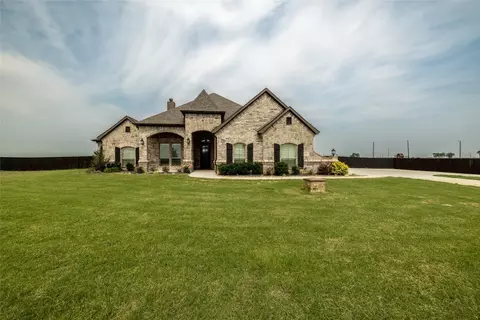 1061 Pilgrim Trl, Weatherford, TX 76088