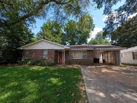 715 Camilla Dr, Shreveport, LA 71104