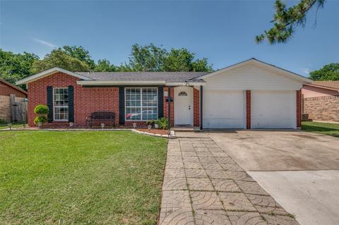 413 San Pedro St, Grand Prairie, TX 75051