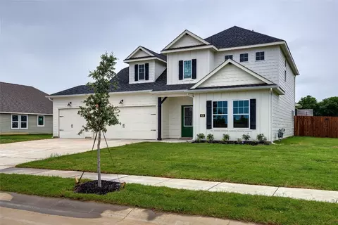 608 Finlee Way, Tioga, TX 76271