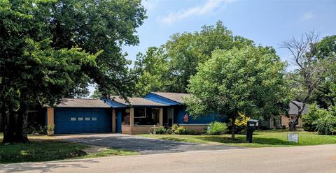4204 Shorewood Dr, Arlington, TX 76016
