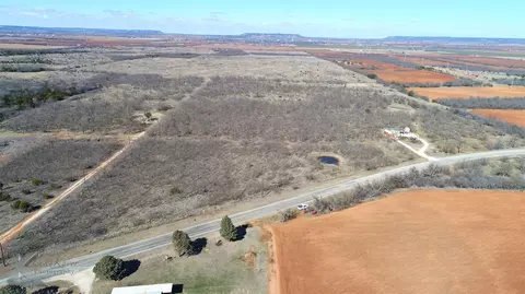 2744 Fm 614, Ovalo, TX 79541