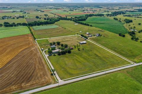 4554 County Road 409, Gainesville, TX 76240