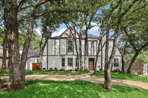 800 Chaparral Ct, Bedford, TX 76022