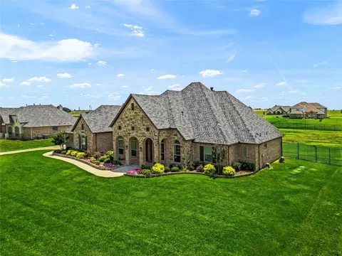 14033 Windrow Dr, Talty, TX 75126