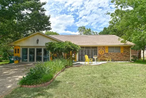618 Magnolia St, Denton, TX 76201