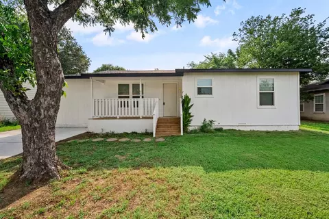 803 Cannon Dr, Euless, TX 76040