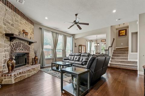 11956 Tranquil Cv, Euless, TX 76040 photo 5