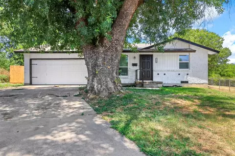 4233 Ambrose Ct, Dallas, TX 75241