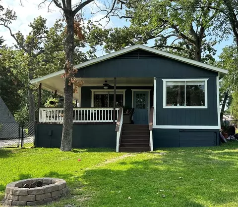 1813 Oak Shore Dr, Tool, TX 75143