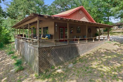 160 Club Rd, Winnsboro, TX 75494