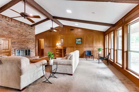 321 Cross Timbers Dr, Double Oak, TX 75077