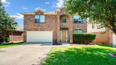 4961 Sunset Ridge Dr, Fort Worth, TX 76123