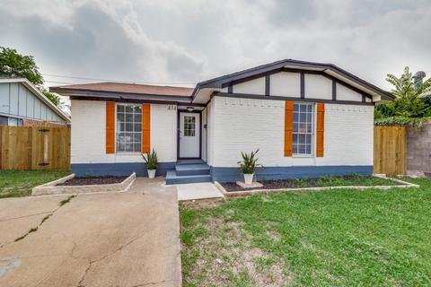 414 NW 18th St, Grand Prairie, TX 75050