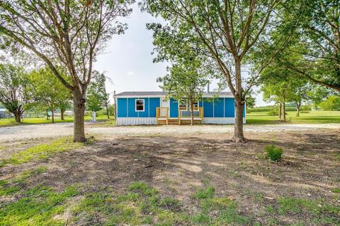 13520 Plantation Rd, Venus, TX 76084