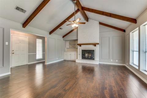 132 N Crestwood Blvd, Desoto, TX 75115