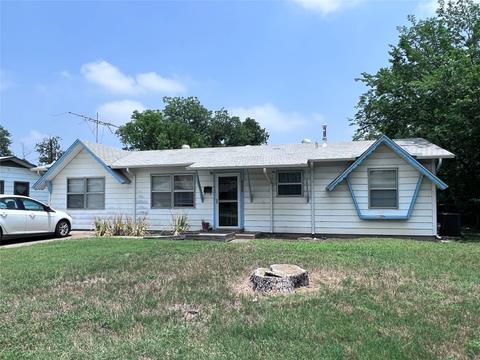 413 Blue Bonnet St, Saginaw, TX 76179