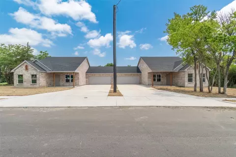 33103320 Polk St #2, Greenville, TX 75401
