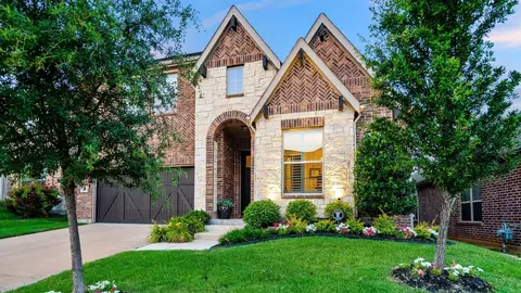 17386 Yellow Bells Dr, Dallas, TX 75252