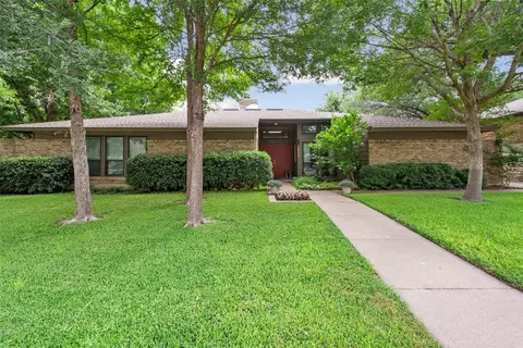 1823 Waterwood Dr, Arlington, TX 76012