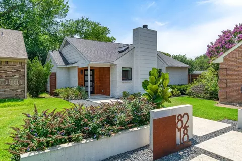 8218 Old Moss Rd, Dallas, TX 75231