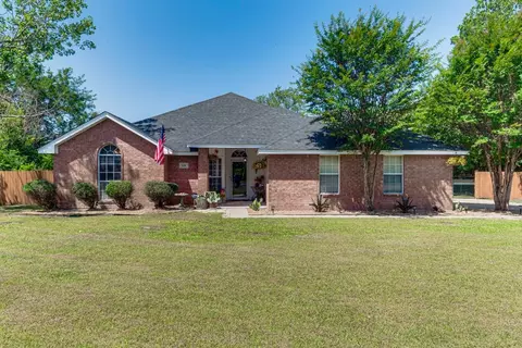 119 Sunrise Ct, Palmer, TX 75152