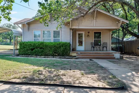 203 S Ammerman Ave, Eastland, TX 76448