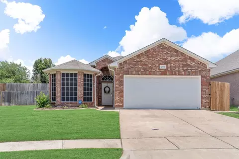 12616 Clarksburg Trl, Fort Worth, TX 76244