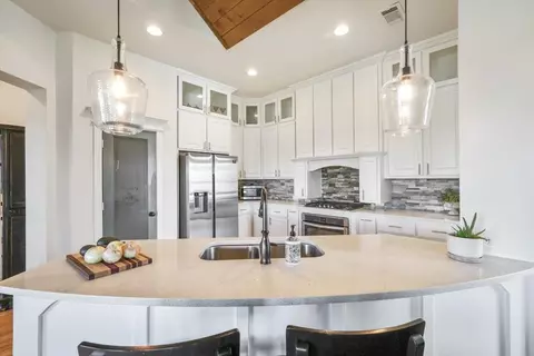 2025 Broadhead Rd, Waxahachie, TX 75165
