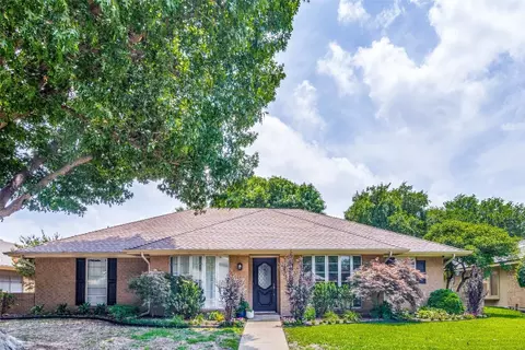 1904 Glen Hill Dr, Carrollton, TX 75007