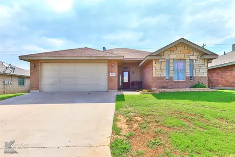 5557 Yellow Brick Rd, Abilene, TX 79602