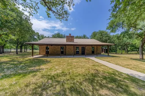 390 Young Rd, Millsap, TX 76066