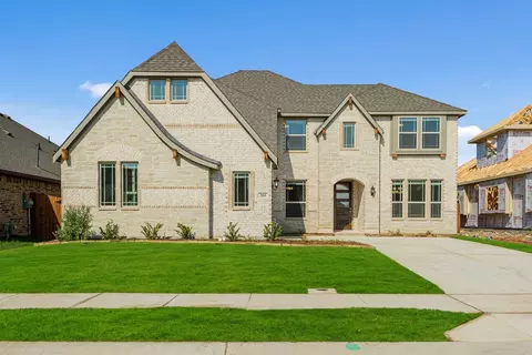 208 Lakewood Dr, Ponder, TX 76259