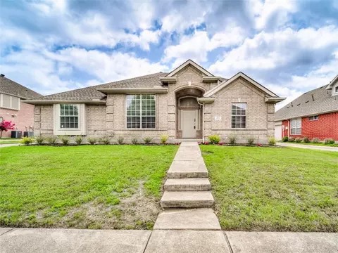 212 Forest Ln, Murphy, TX 75094