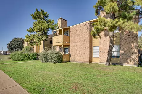 6172 Vega Dr, Fort Worth, TX 76133
